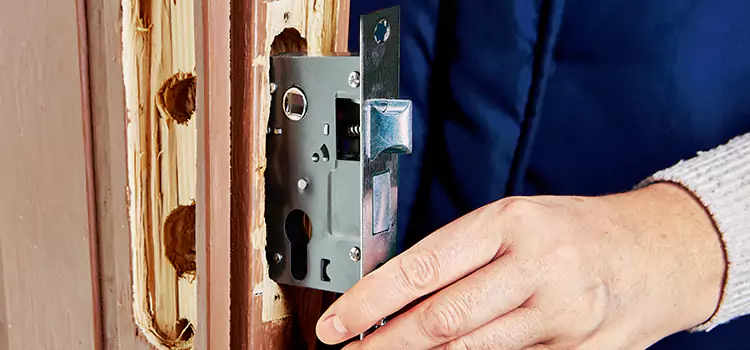 Garage Door Lock Replacement Metairie